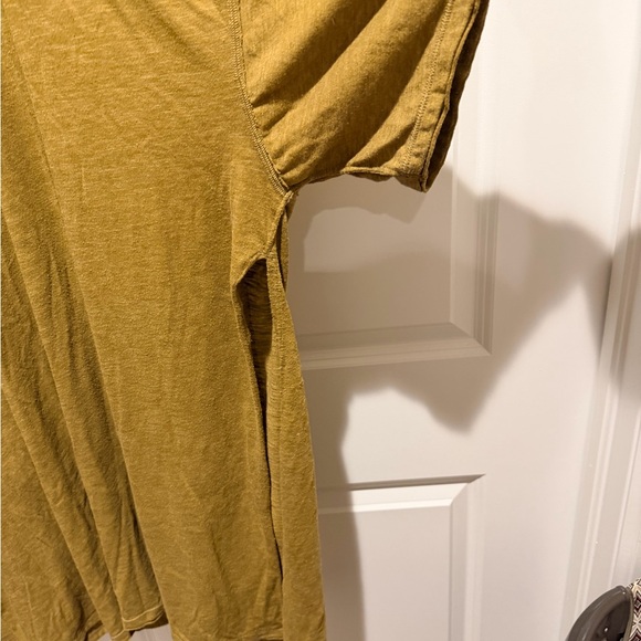 We The Free Oversized V Neck Tunic Tee M Olive Slouchy Top - Picture 6 of 7